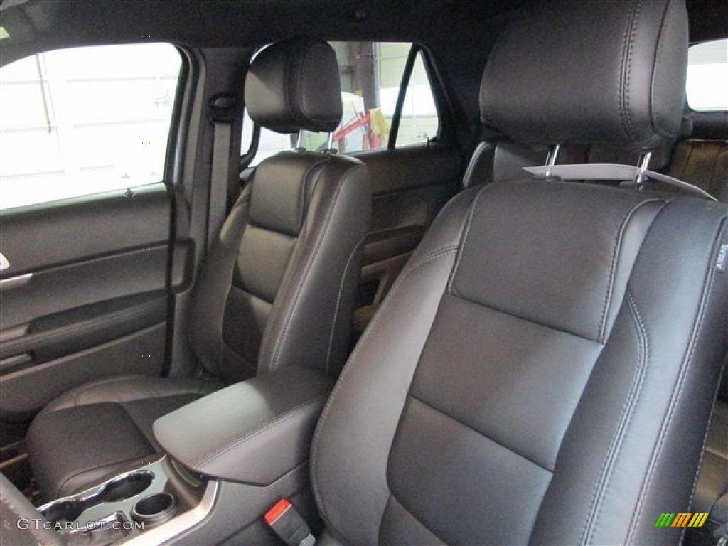 2015 Explorer XLT - Ingot Silver / Charcoal Black photo #10
