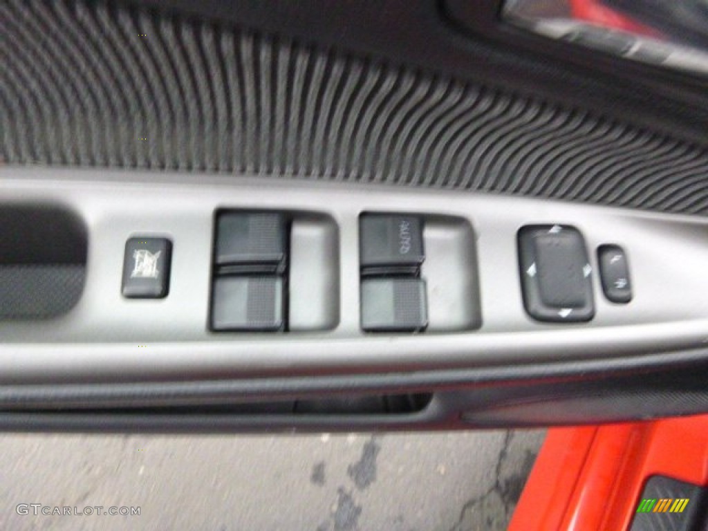 2005 MAZDA6 i Sport Hatchback - Volcanic Red / Black photo #16