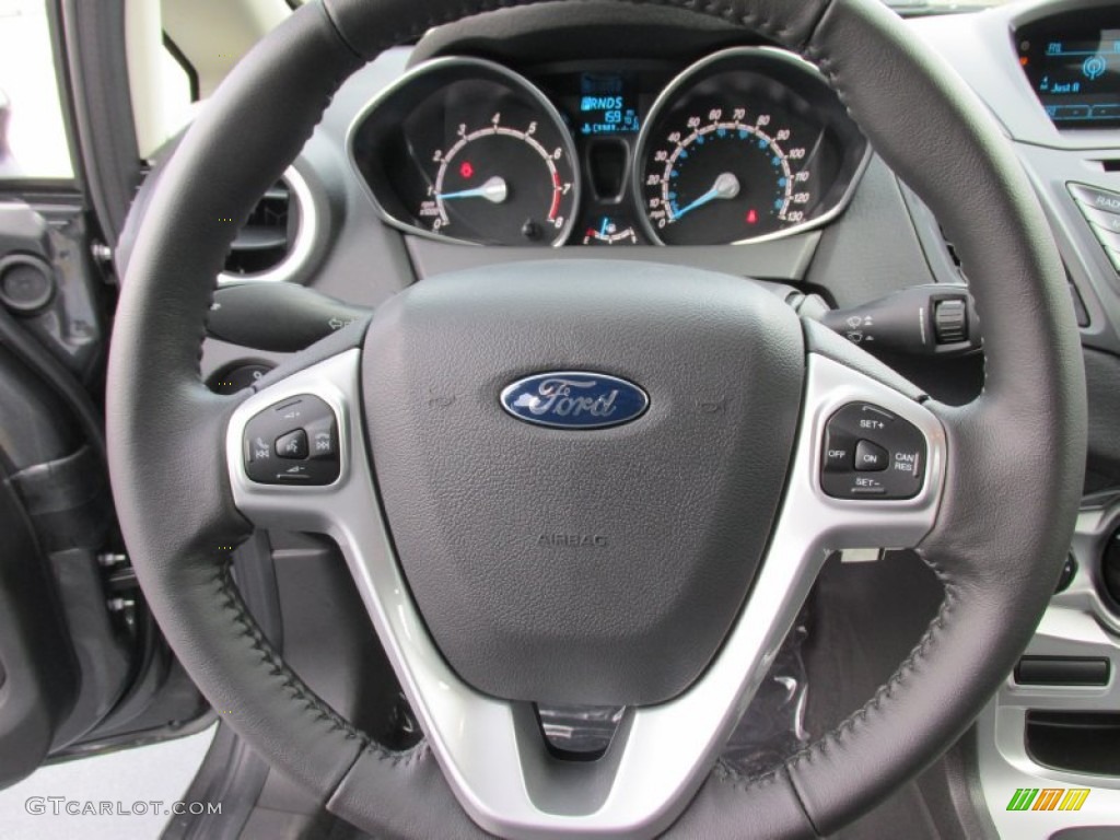 2015 Ford Fiesta SE Hatchback Charcoal Black Steering Wheel Photo #99947610