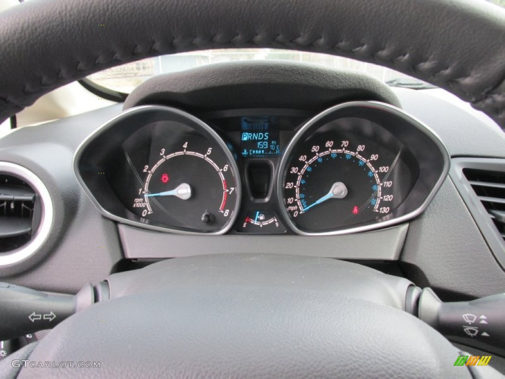 2015 Ford Fiesta SE Hatchback Gauges Photo #99947637