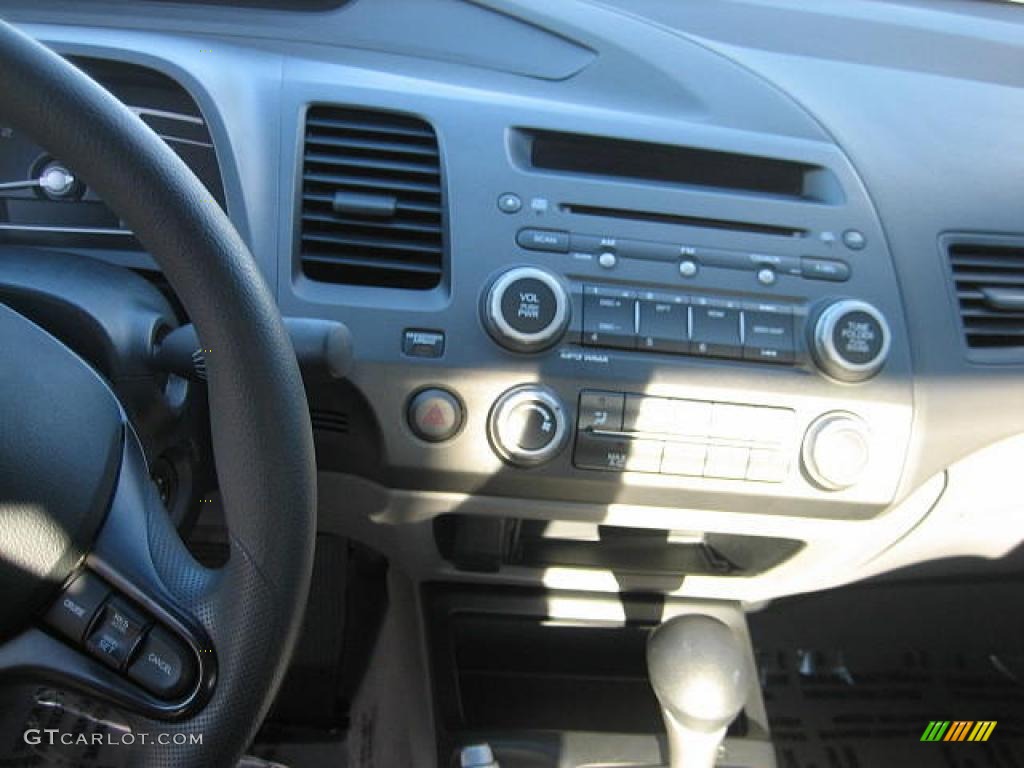 2006 Civic LX Coupe - Galaxy Gray Metallic / Ivory photo #5