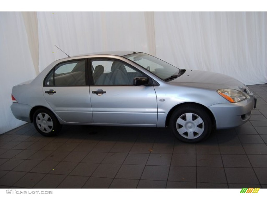 2004 Lancer ES - Cool Silver Metallic / Gray photo #6