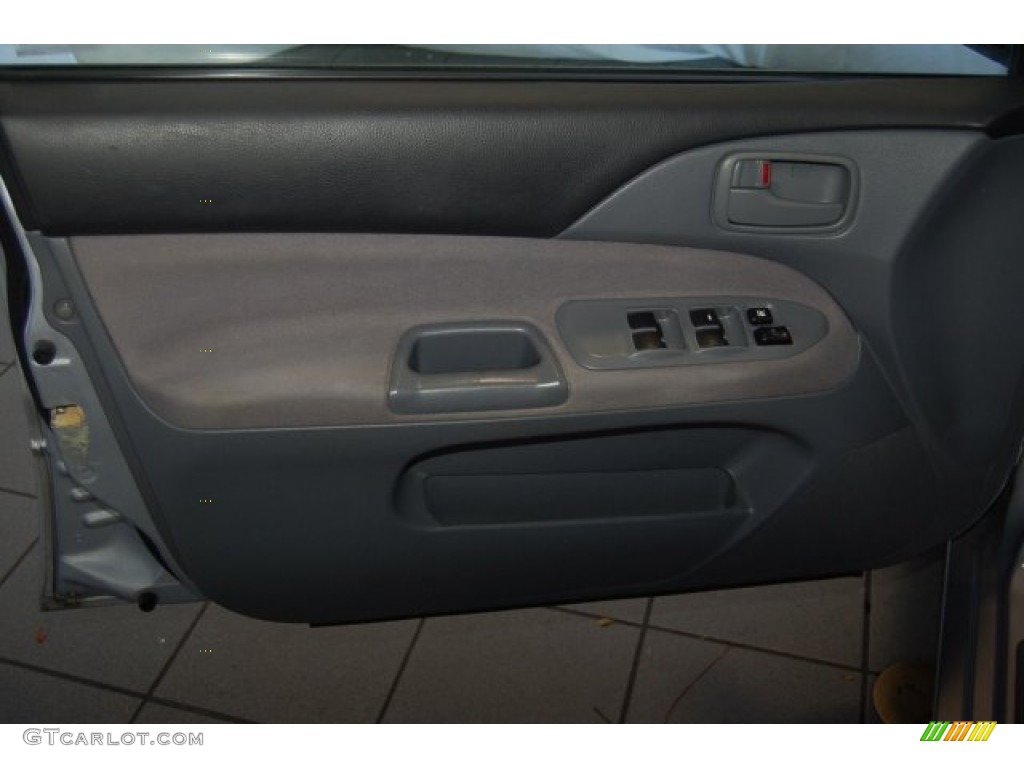 2004 Lancer ES - Cool Silver Metallic / Gray photo #12