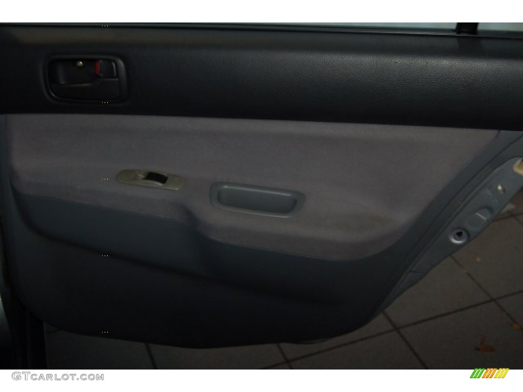 2004 Lancer ES - Cool Silver Metallic / Gray photo #26