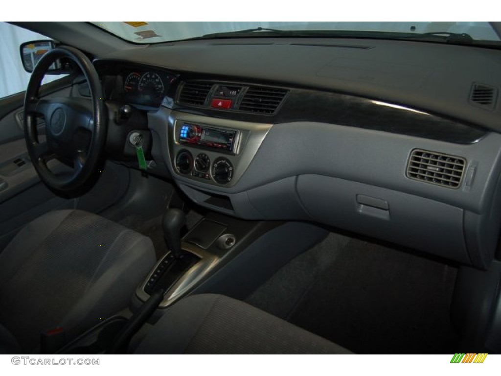 2004 Lancer ES - Cool Silver Metallic / Gray photo #29