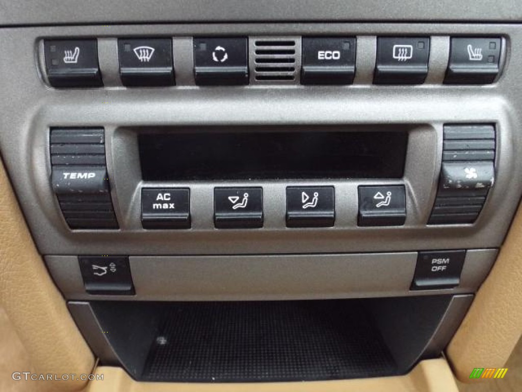 2005 Porsche Boxster Standard Boxster Model Controls Photos