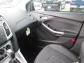 Tuxedo Black - Focus SE Sedan Photo No. 24