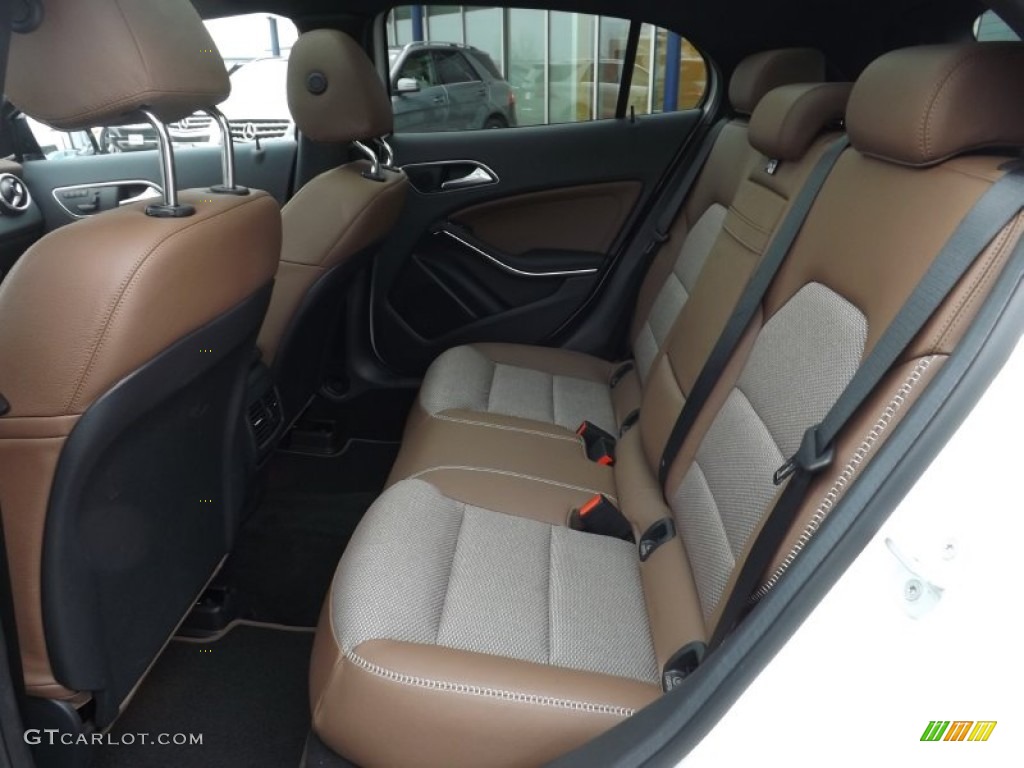 Brown Interior 2015 Mercedes-Benz GLA 250 4Matic Photo #99965235