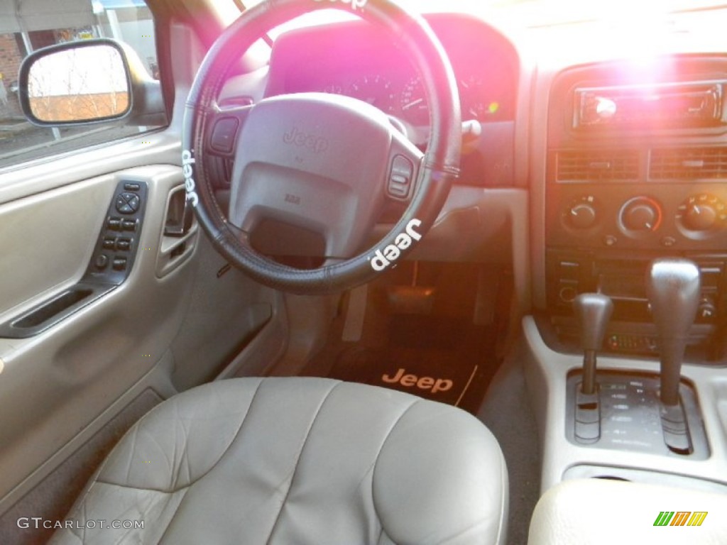 2000 Grand Cherokee Laredo 4x4 - Silverstone Metallic / Agate photo #12