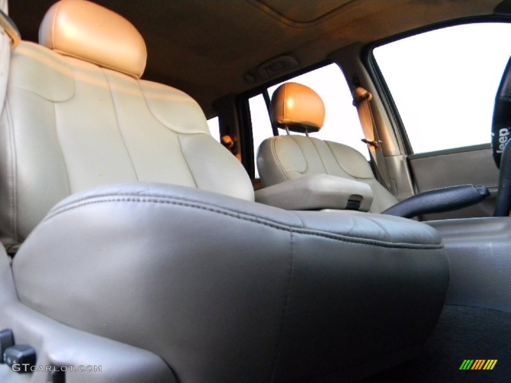 2000 Grand Cherokee Laredo 4x4 - Silverstone Metallic / Agate photo #21