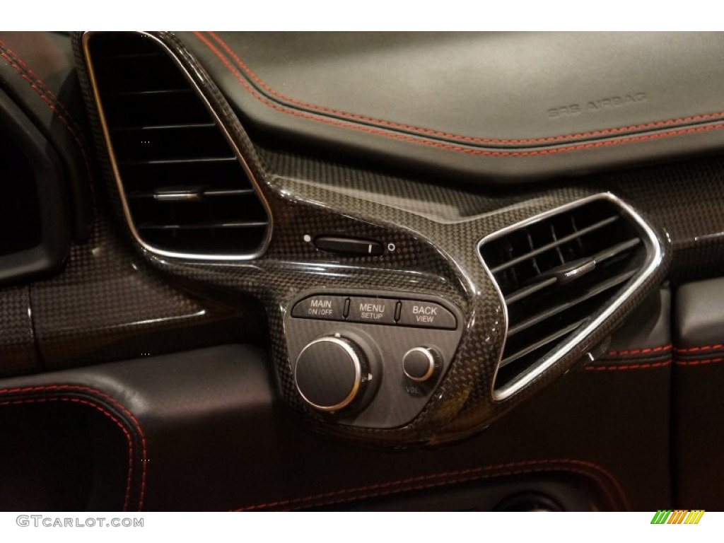 2012 Ferrari 458 Italia Controls Photo #99972051