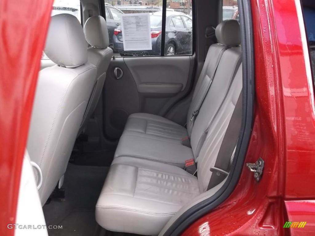 2006 Liberty Limited 4x4 - Inferno Red Pearl / Medium Slate Gray photo #17