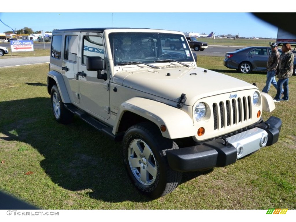 2011 Wrangler Unlimited Sahara 4x4 - Sahara Tan / Black photo #7