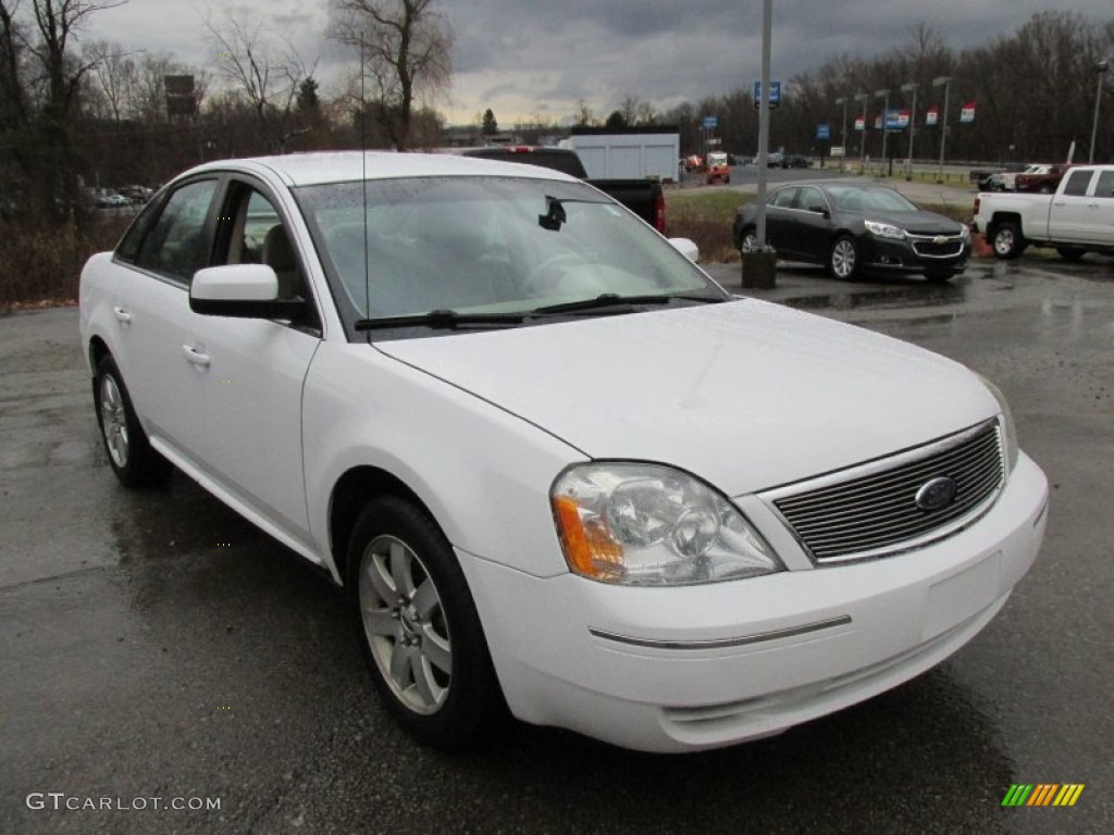 2007 Five Hundred SEL AWD - Oxford White / Pebble photo #12
