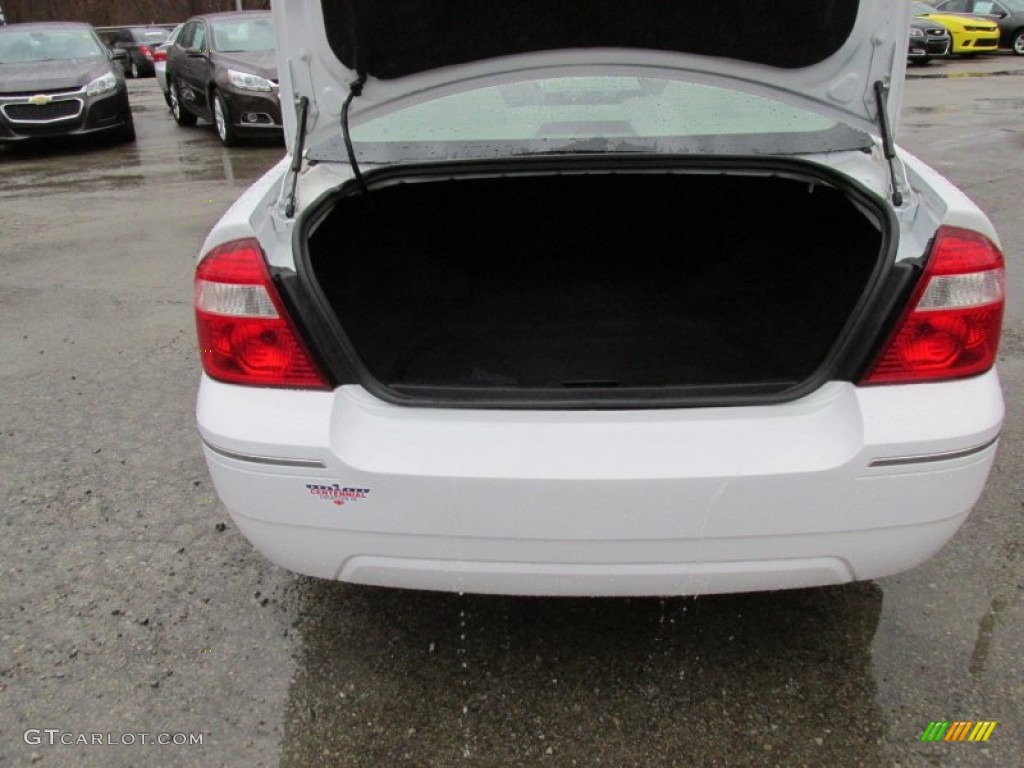 2007 Five Hundred SEL AWD - Oxford White / Pebble photo #17