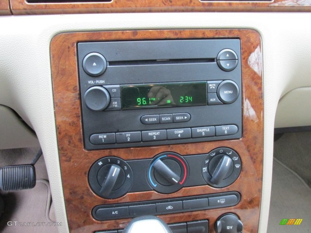 2007 Ford Five Hundred SEL AWD Controls Photo #99976026