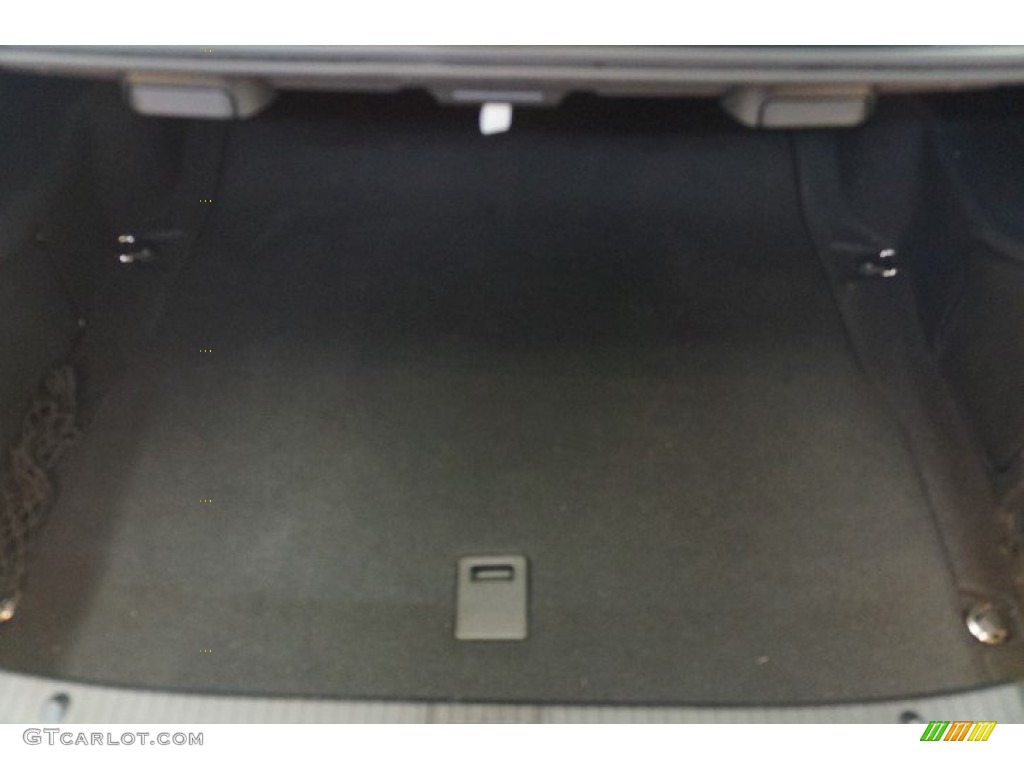2010 Mercedes-Benz E 63 AMG Sedan Trunk Photos