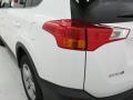 Super White - RAV4 XLE Photo No. 7