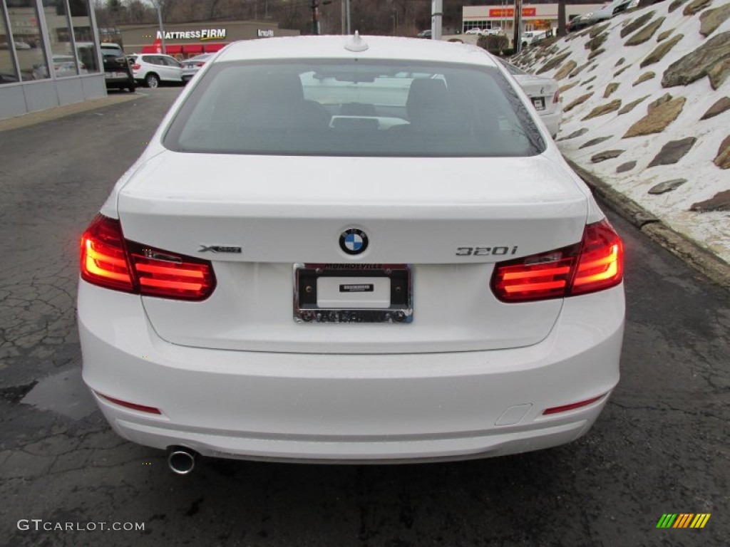 2015 3 Series 320i xDrive Sedan - Alpine White / Black photo #6