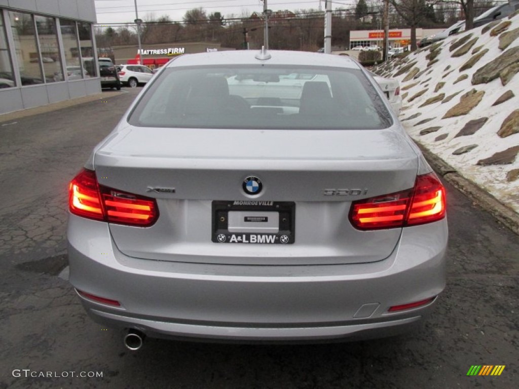 2015 3 Series 320i xDrive Sedan - Orion Silver Metallic / Black photo #5