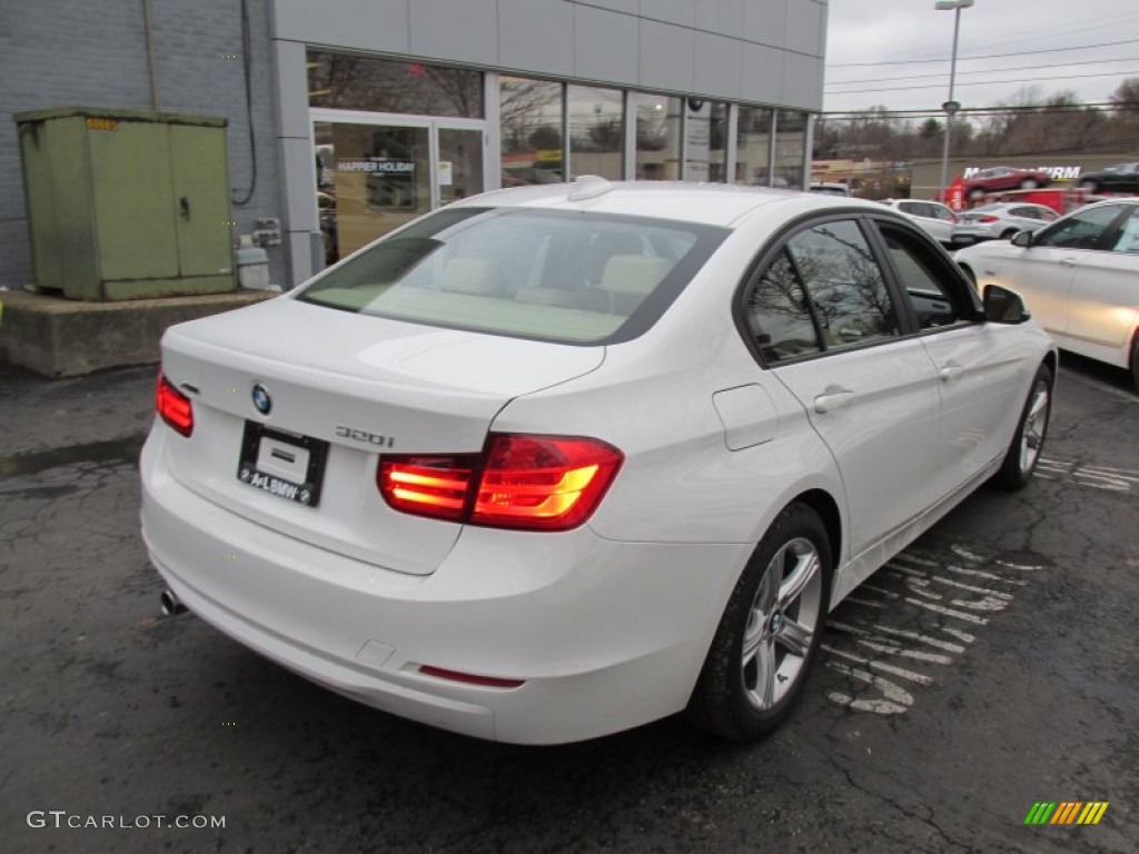 2015 3 Series 320i xDrive Sedan - Alpine White / Venetian Beige photo #6