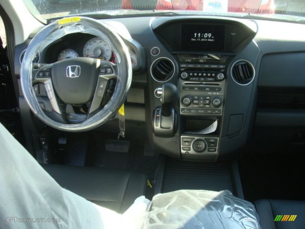 2015 Pilot Touring 4WD - Crystal Black Pearl / Black photo #4